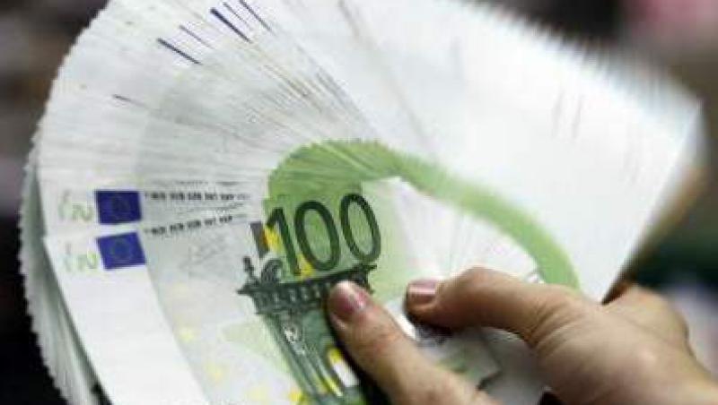 In ciuda crizei: Estonia trece la euro in 2011