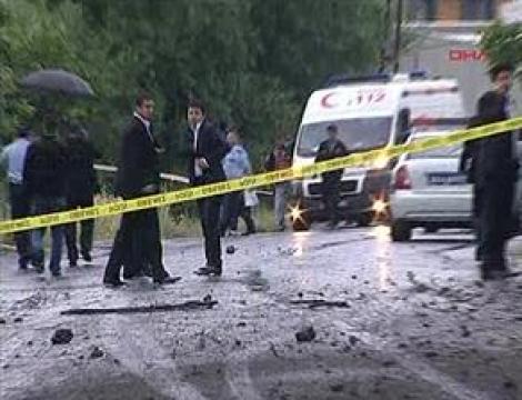 Atentat cu bomba la Istanbul: 15 raniti