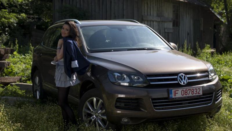 FOTO / Drive Test - Noul VW Touareg si Dorina Novac ataca luxul