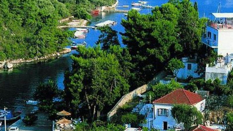 Paxos-Antipaxos, insulele gemene