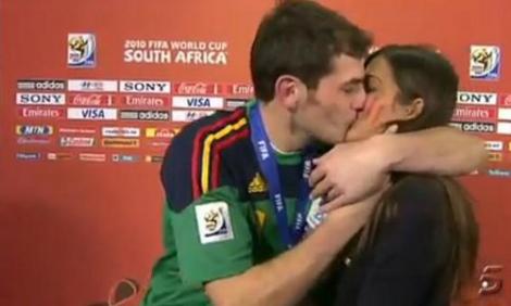 Iker Casillas, campion la fotbal si... femei