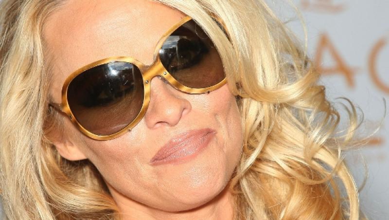 Pamela Anderson, sexy la 43 de ani