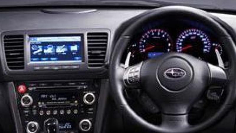 Subaru Legacy si Outback: Mainile jos de pe volan!