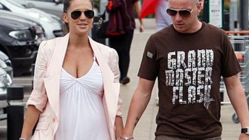 Danielle Lloyd, transparenta imediat dupa nastere