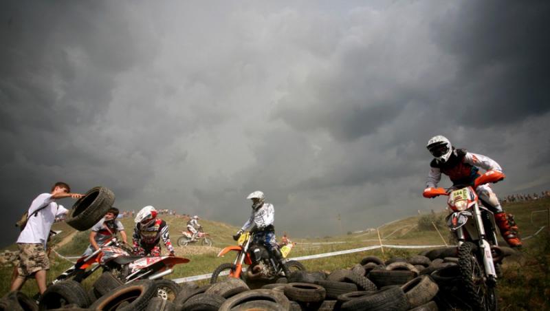 Castrol Extreme Adventure: canicula si ploaia au pus din nou probleme concurentilor