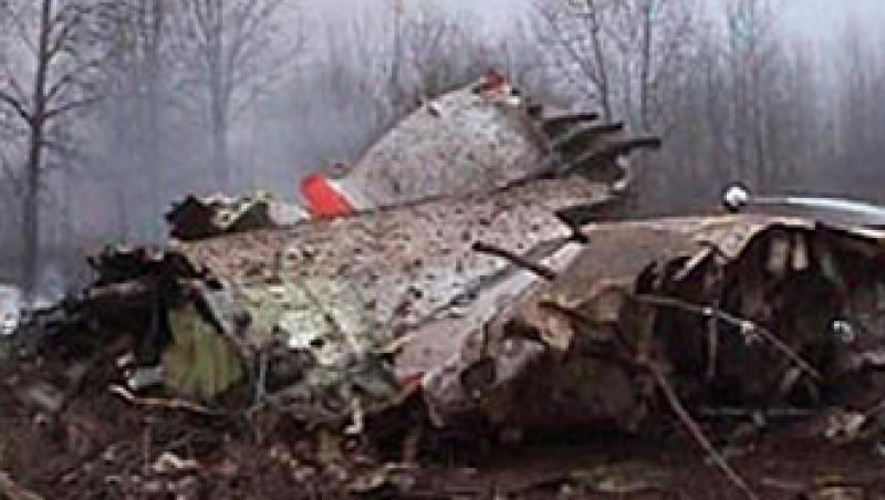 Fragmente din cutiile negre ale avionului prabusit la Smolensk, descifrate de experti polonezi