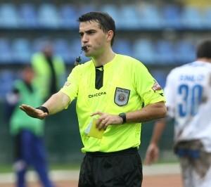Arbitrajul in cinci: aprobat pentru Liga Campionilor, dar respins pentru Euro2012