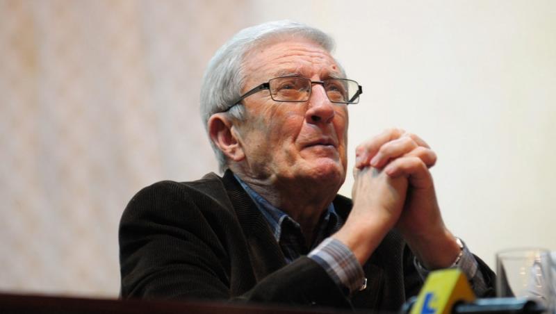 Stanculescu: M-am gandit ca se va spune ca i-am facut scapati pe sotii Ceausescu