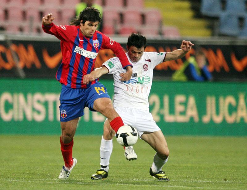 Steaua renunta la Toja. Columbianul va semna cu Aris Salonic