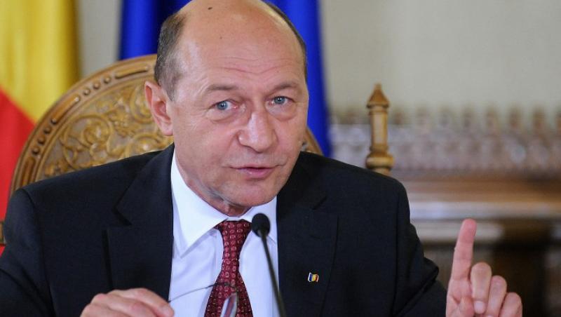 Biliard politic: Basescu loveste cu ANI in Parlament