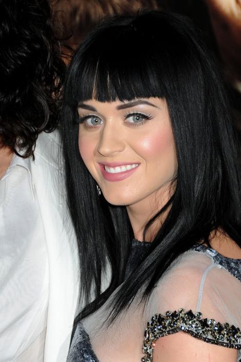 "Purr", noul parfum semnat Katy Perry