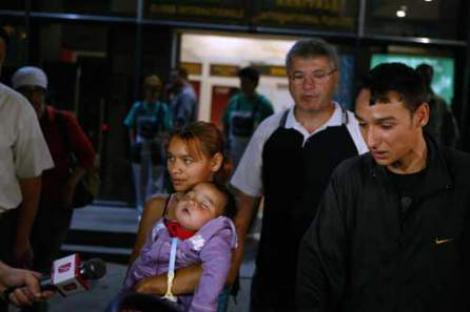 Final fericit: Fetita rapita din spital, repatriata din Elvetia