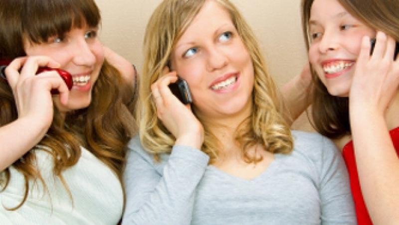 Telefonul mobil influenteaza sanatatea tinerilor
