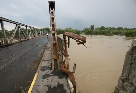 VIDEO! Pod surpat in China din cauza inundatiilor