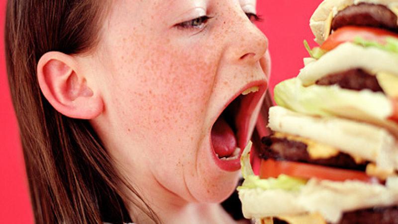 Cum sa-ti tii copilul departe de fast-food