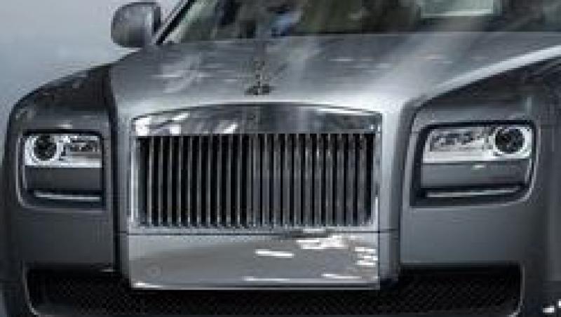 Rolls Royce cucereste lumea