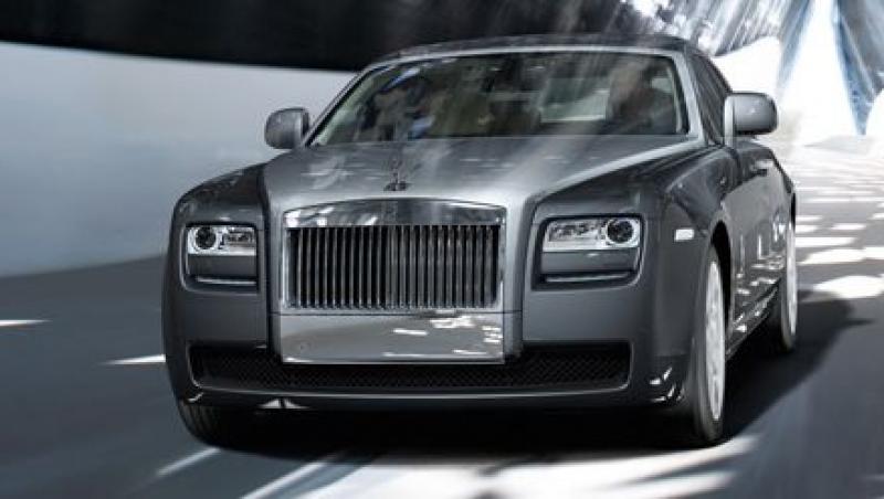 Rolls Royce cucereste lumea