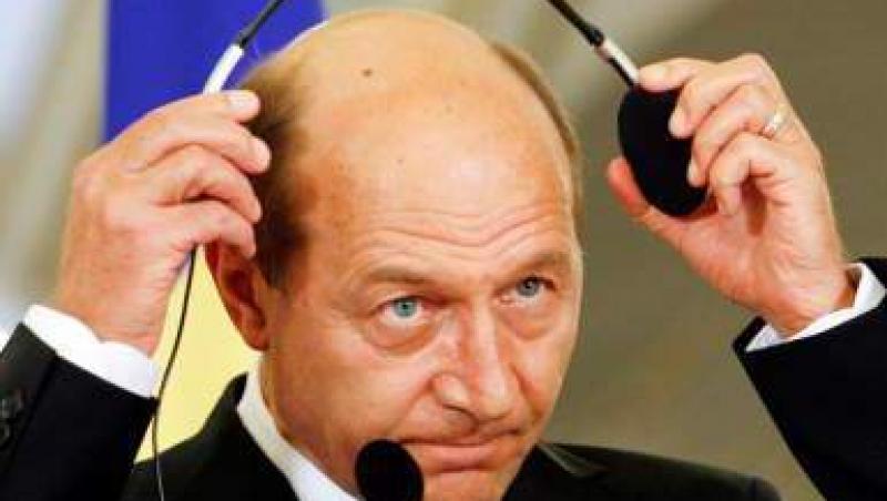 Basescu: Pensionarii = cancer la buget