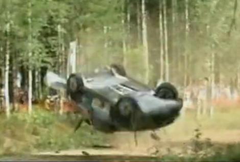 VIDEO Accident spectaculos in Raliul Finlandei
