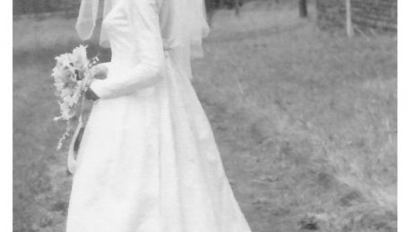 GALERIE FOTO! Istoria rochiei de mireasa