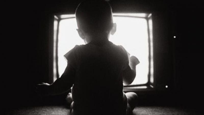 Copiii, tot mai afectati de televizor