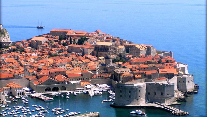 Dubrovnik - un oras vechi, pentru turistul pasionat de istorie