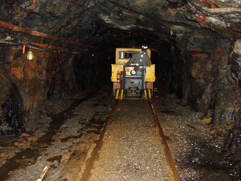 Bucurie in Chile. Minerii blocati de 18 zile in subteran sunt in viata