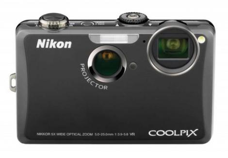 Nikon Coolpix S1100pj - camera cu proiector incorporat