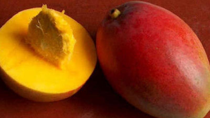 Slabeste cu mango si fructe de padure!