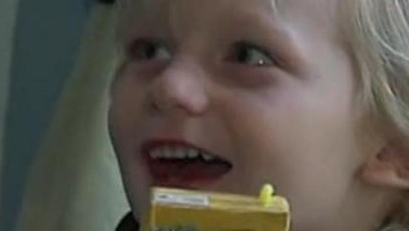 VIDEO! Un copil din Statele Unite este alergic la orice fel de mancare!