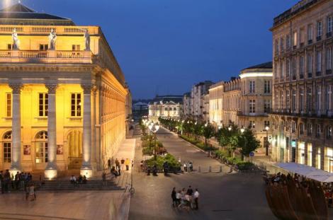 Bordeaux, orasul vinurilor de soi