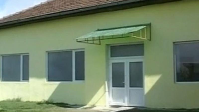 VIDEO! In Arad, scoli abia renovate sunt inchise