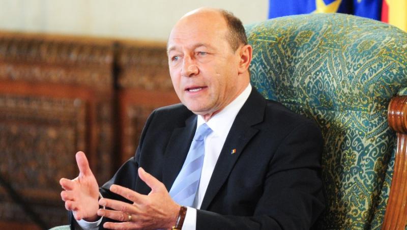 Basescu: Nu e de ajuns sa disponibilizam 74.000 de bugetari