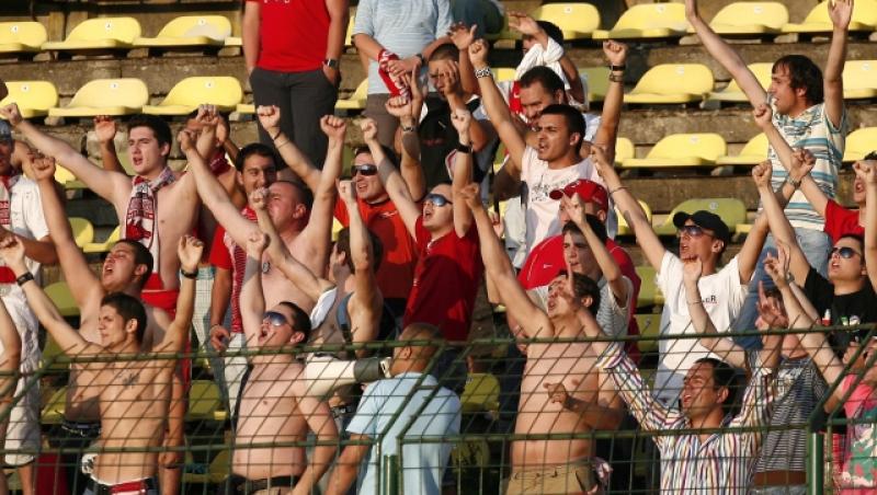 Jandarmeria recomanda fanilor sa nu poarte insemnele lui Dinamo pe strazile din Split