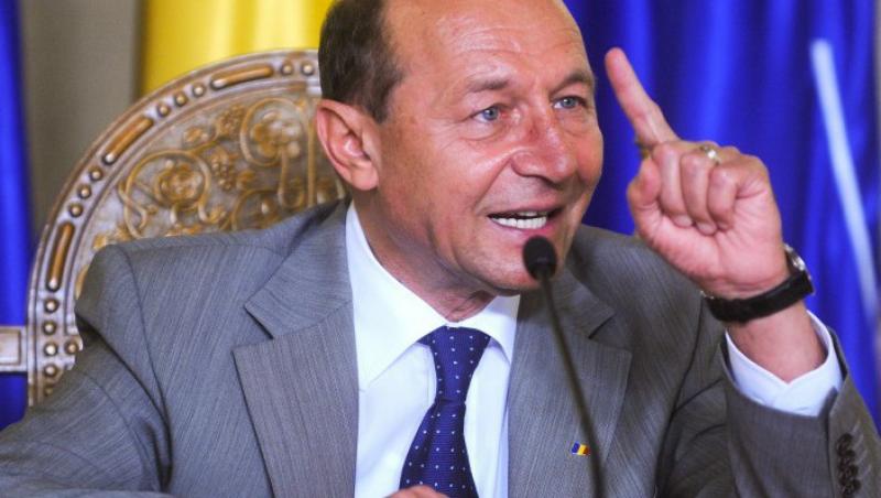 Presedintele, sanatos-tun: Basescu a petrecut aseara la Neptun
