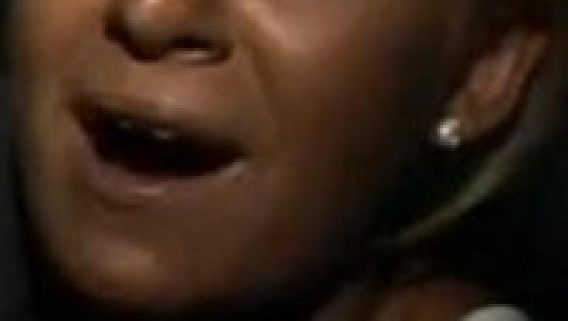 Marina Dina bea de mica!