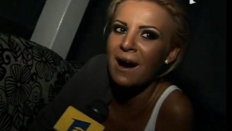 Marina Dina bea de mica!