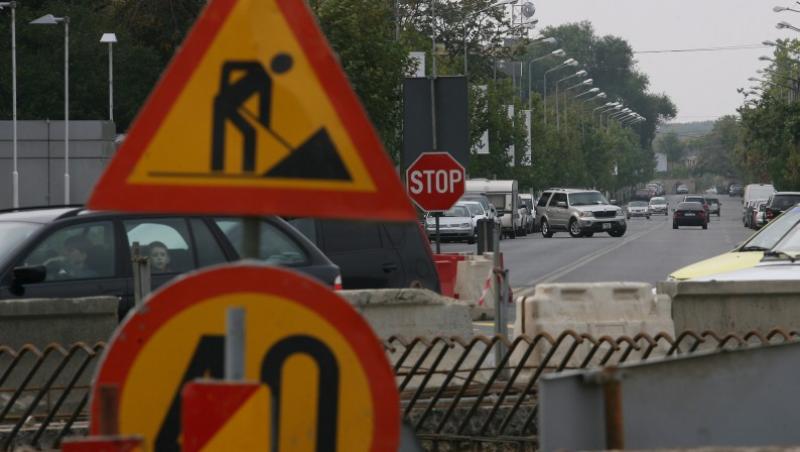 Trafic restrictionat intre Piata Charles de Gaulle si Arcul de Triumf