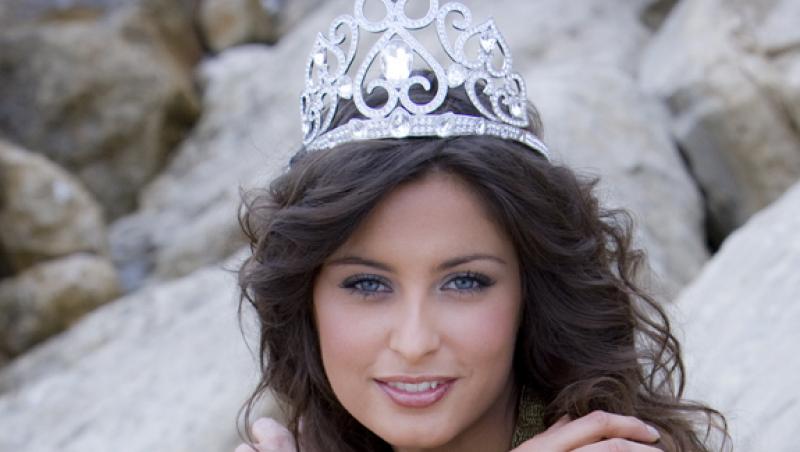 Miss Franta, Malika Menard, inlocuita pentru Miss World