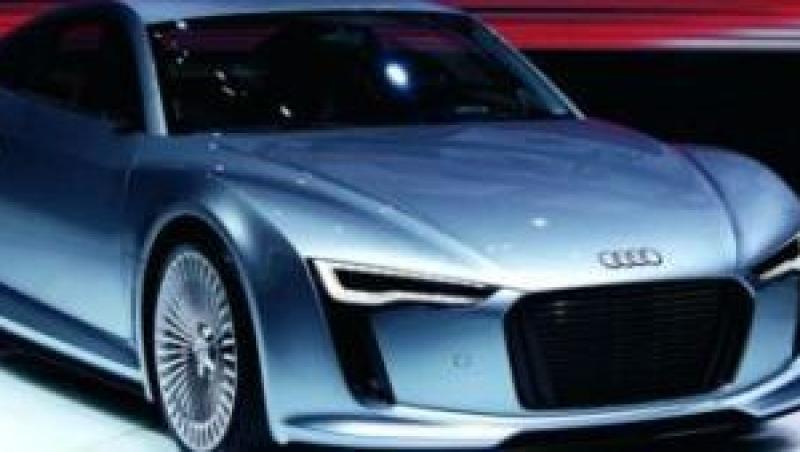 Audi prezinta la Paris conceptul R4 e-Tron roadster