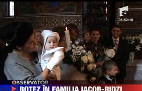 Monica Iacob-Ridzi si-a botezat fiul