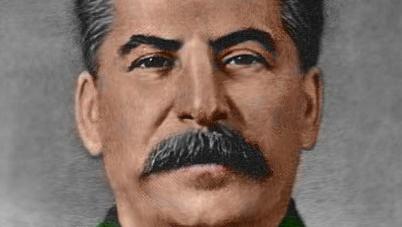 Hobby-urile dictatorilor: Hitler desena pitici, iar Stalin barbati dezbracati