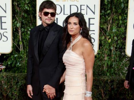 Ashton Kutcher, acuzat ca si-a inselat sotia, din nou