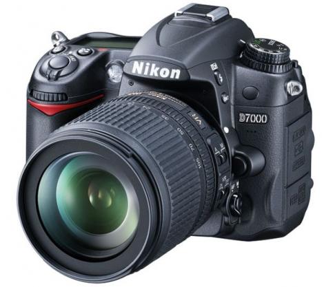 Nikon D7000 - performanta si durabilitate intr-un corp compact