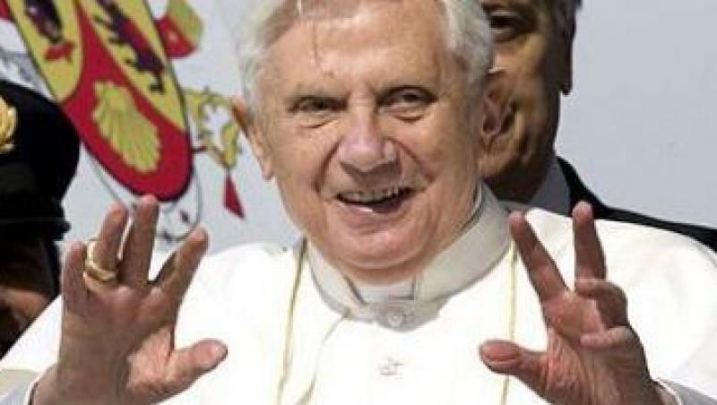 Londra: Suspectii arestati pentru complot la adresa Papei, eliberati