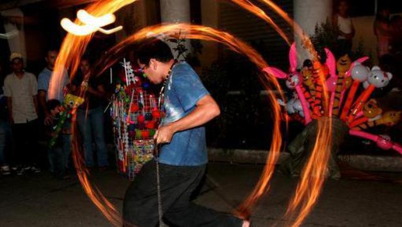 VIDEO! Festivalul mingilor de foc din El Salvador
