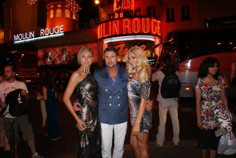 FOTO! "Burlacul" si-a dus pretendentele la Moulin Rouge