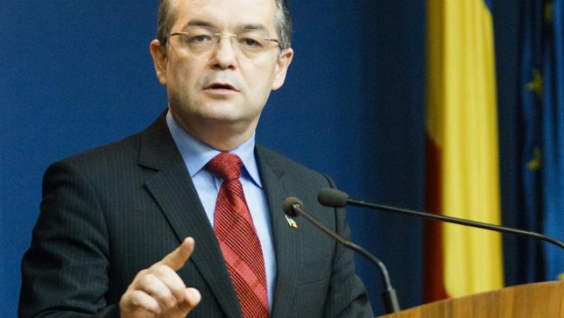 Boc il acuza pe Vladescu ca a bugetat sporuri fara sa avertizeze ca vor fi reduse salariile