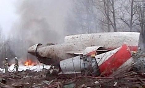 Epava avionului prabusit la Smolensk nu se afla intr-o zona securizata