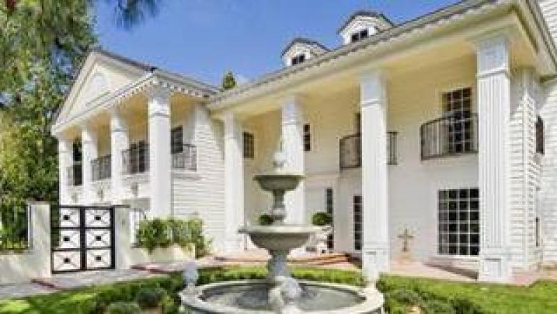 Hilary Duff si-a vandut casa din Beverly Hills cu 7 milioane $